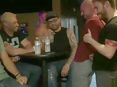 Muscle gay bound with cumshot
