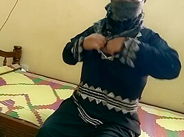 Muslim Hijab Bhabhi Want Anal Hardcore By Hindu Lover