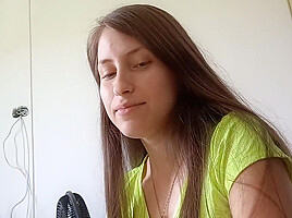 My Horny Stepsister Offers Me A Quickie And I Fuck Her Hard Alone
