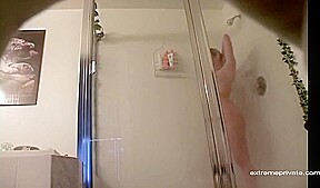 My Showering Step sister 19 Is Totally Unaware Of The Hidden
