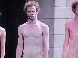 Naked on Stage NoS 02 Tragedie d'Olivier Full