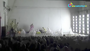 Naked on Stage-020 N6