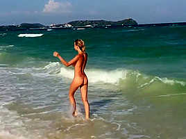 Natali at the beach