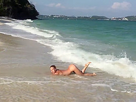 Natali at the beach