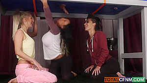 Naughty Babes Give A Hot Blowjob