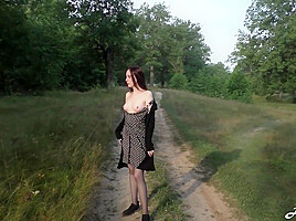 Naughty Girlfriend Loves To Fuck Where Can See Us