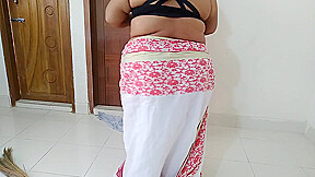 Neighbor Ladka Jabardasti Chudai Desi Muslim 55 Year Old Aunty Jabaki Safai Ghar - Huge Cum Her Ass