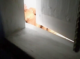 Neighbors Caught Fucking (catch) 7 Min