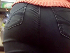 Nerdy Hot PAWG Ass and Hips Close Up