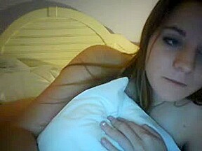 Nice Kinky Girl On Webcam Chat