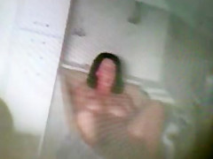 Nicole wichst sich in der Badewanne :-)