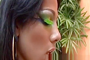 Nicolly Navarro Tony Lee drilling