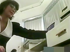Officegirl 33