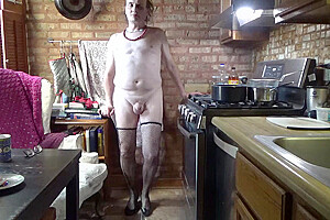 Old crossdresser Sveta-Ave