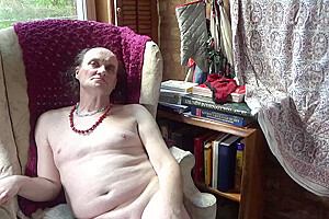 Old crossdresser Sveta-Ave