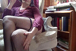 Old crossdresser Sveta-Ave