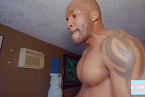 Onion Booty Trans Girl Fucked Hard By Big Dick - Smash Thompson