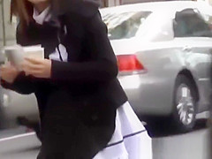 Oriental satisfies fetish with teenage thighs