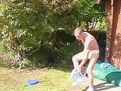 Outsize Pursuits - Strip Swingball