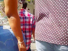 PR Parade: Beautiful Big Ass Milf