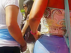 PR Parade: Beautiful Big Ass Milf