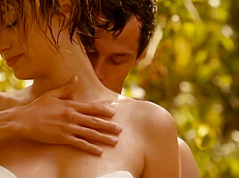 Pauline Lefevre - Outdoor, Public Sex Scenes, Topless - Voir La Mer (2011)