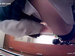 Peeping Korean Restaurant Toilet 25