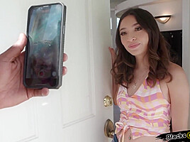 Petite latina tipping black delivery guy interracial blowjob