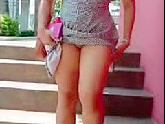 Pinay Showing Off In Public