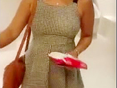 Pinay Showing Off In Public