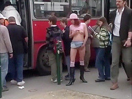 Piss Slut in Public 10 Kerepesi ut 43