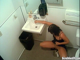 Piss fetish office whore peeing in the pot