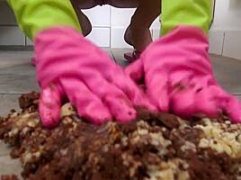 Piss teen 18+ Princess Kitty Prepare A Cake For You - SoloAustria