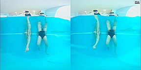 Pool Diving VR 1 - PetersMAX