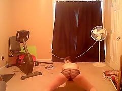 Pregnant Smoke and Twerk