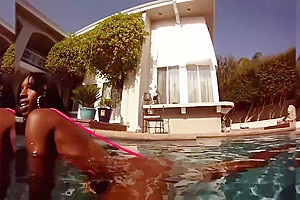 Pretty Black Babe Enjoying Herself At The Pool