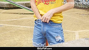 Public Bj Leads To Hard Twink Fuck