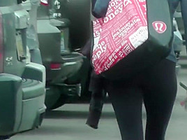 Public edging & ejaculation watching spandex wrapped buns