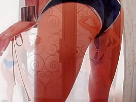 Puma Swede and Shyla Stylez get wet together