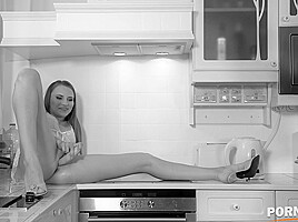 Pussy insertion with a banana and hardcore ass fucking of horny Stella Flex GP1173 - AnalVids