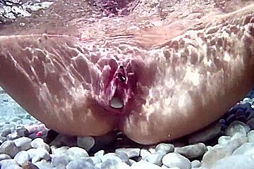 Queen Snake - Amazing Sex Scene Milf Wild , Check It