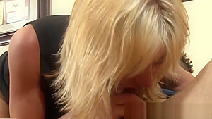 Real stepmum facialized