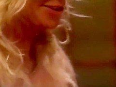 Retro Musle MILF dildo fucked