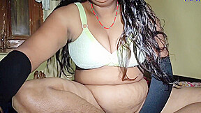Riding Bhabhi Ne Mast Chudai