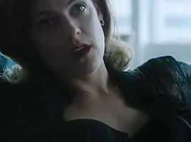 Riley keough The Girlfriend Experience
