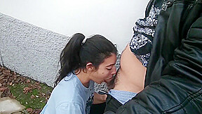 Risky Public In The Street Blowjob With Cumshot In The Mouth And They Almost Caught Us