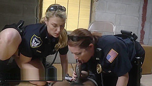 Round ass mature officers pleasing convict dick