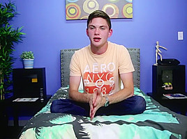 Rubbing One Out With Michael - Michael Klein - BoyCrush