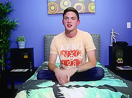 Rubbing One Out With Michael - Michael Klein - BoyCrush