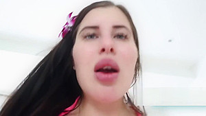 Russian travelers engage in steamy anal action on their vacations